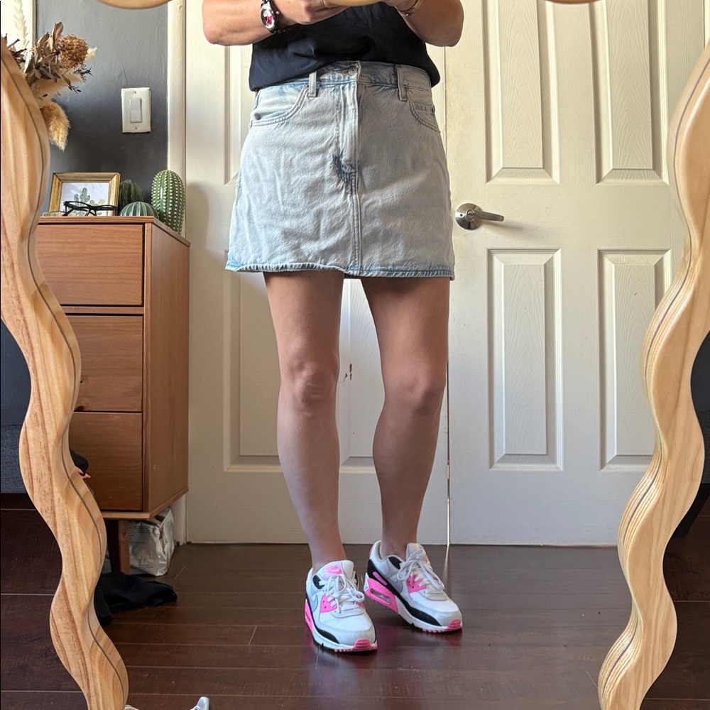 Levi’s Light Blue Denim Skirt